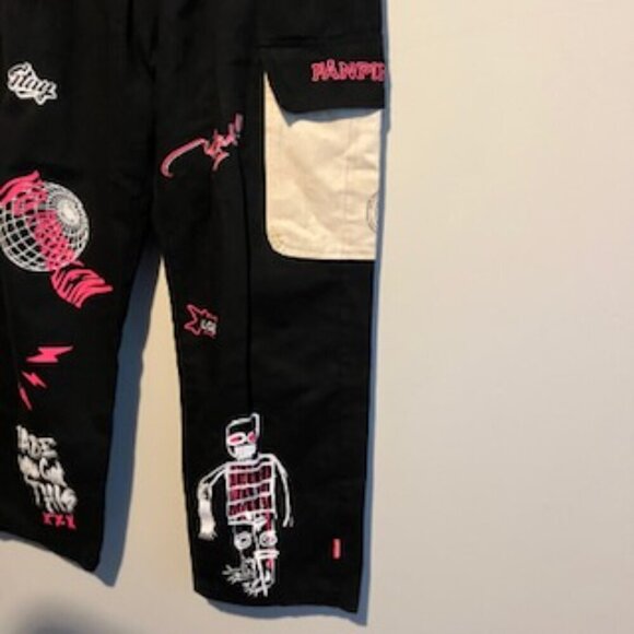 Unisex Aelfric Eden Graffiti Foam Print Cargo pant size Boys XL waist 28 - Picture 6 of 10